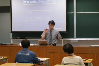 9月25日　東大先端研の田中敏明教授と共催で転倒予防教室を開催しました。